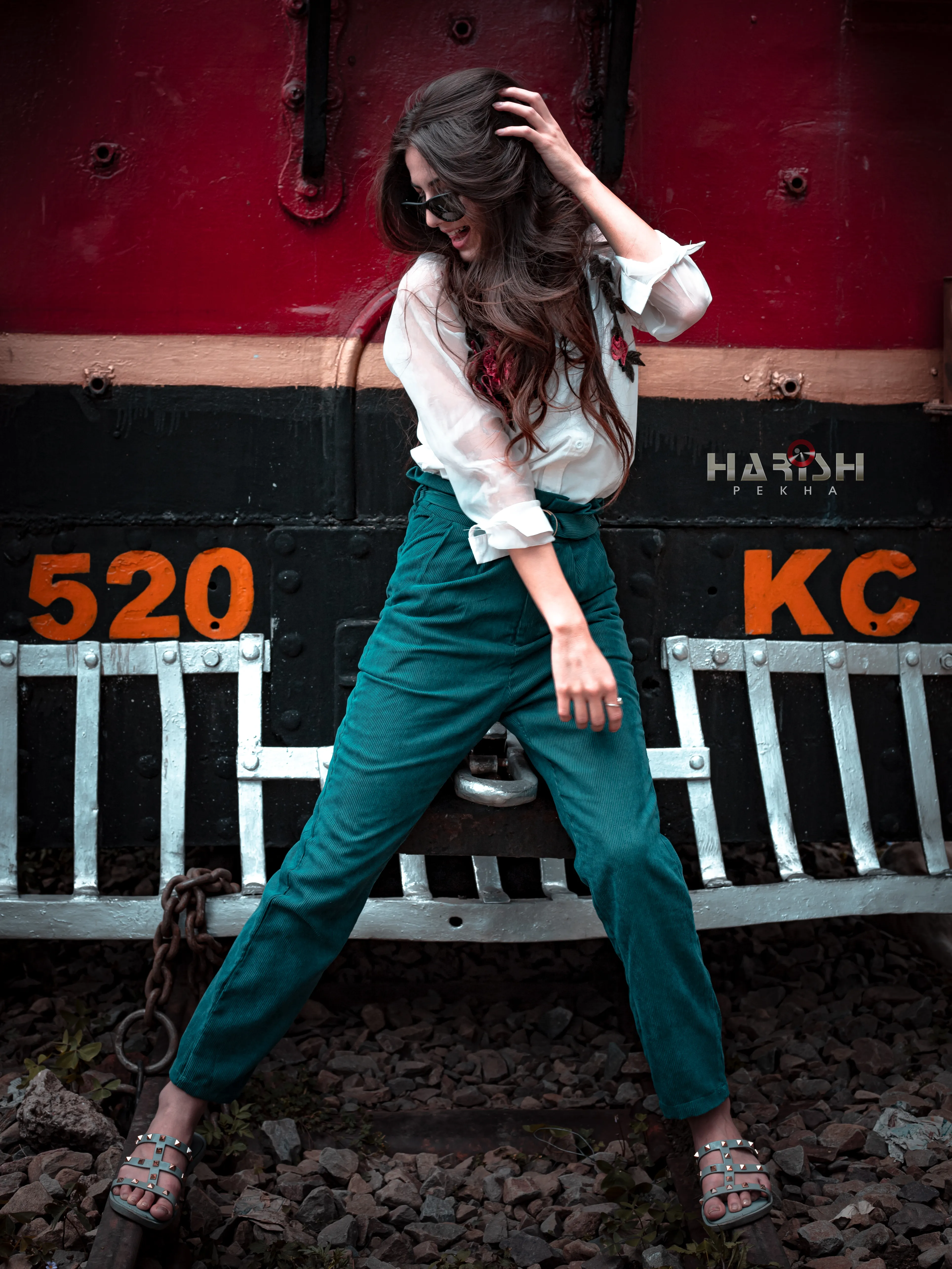 Editorial — Train